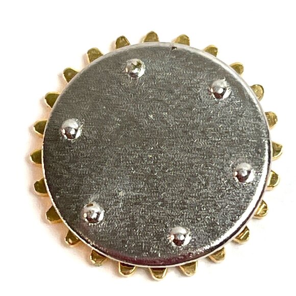 Rotary International Pin Rotary Wheel Gold Tone Small Size .5 in Diameter A526 - Picture 4 of 6